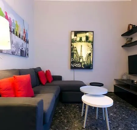 Alkis Apartment